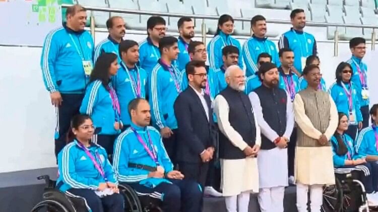 asian-para-games:-प्रधानमंत्री-मोदी-ने-एशियाई-पैरा-खेलों-के-दल-से-की-मुलाकात,-भारत-ने-इस-बार-जीते-111-पदक