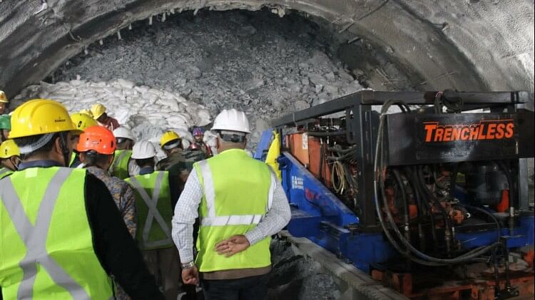 tunnel-collapse:-राहत-बचाव-अभियान-जारी,-सुरंग-में-भूस्खलन-के-खतरे-के-बीच-तीसरे-दिन-शुरू-हुई-ड्रिलिंग