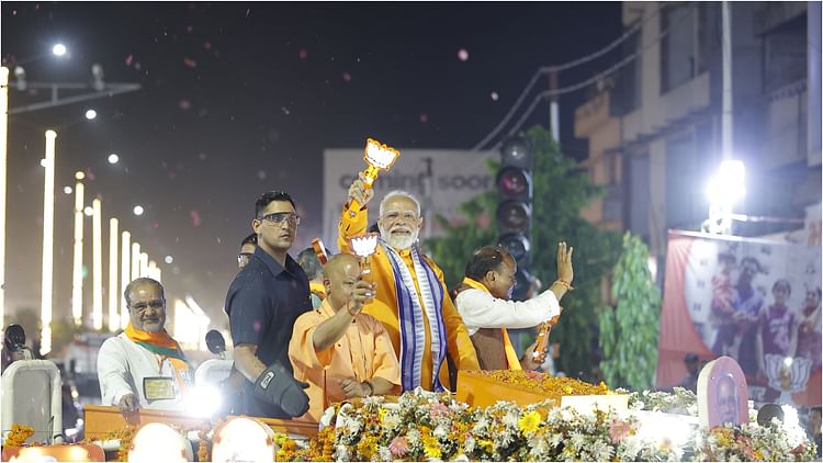 pm-modi-in-kanpur:-कल-कानपुर-आएंगे-पीएम,-करेंगे-रोड-शो;-cm-योगी-भी-होंगे-साथ,-spg-ने-संभाली-सुरक्षा-व्यवस्था