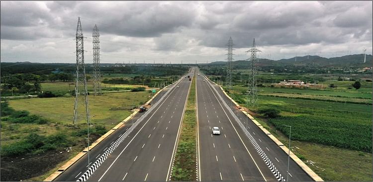 highways:-सड़कें-खुद-करेंगी-अपनी-मरम्मत!-यकीन-नहीं-हो-रहा-ना,-nhai-नई-तकनीक-से-हाईवे-पर-गड्ढों-को-करेगा-कम